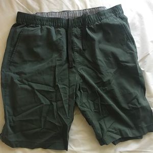 Green cotton shorts by Uniqlo, size L,